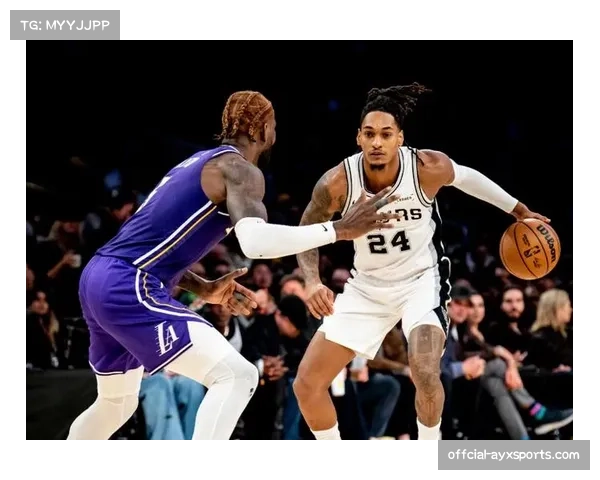 战报：开拓者不敌马刺遭遇十连败，亨德森失误达8次